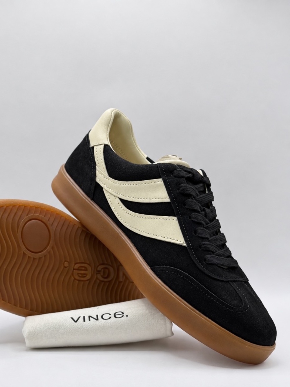 Vince Oasis-M Lace-Up Retro Sneakers Black Suede Cream Leather Men’s 9